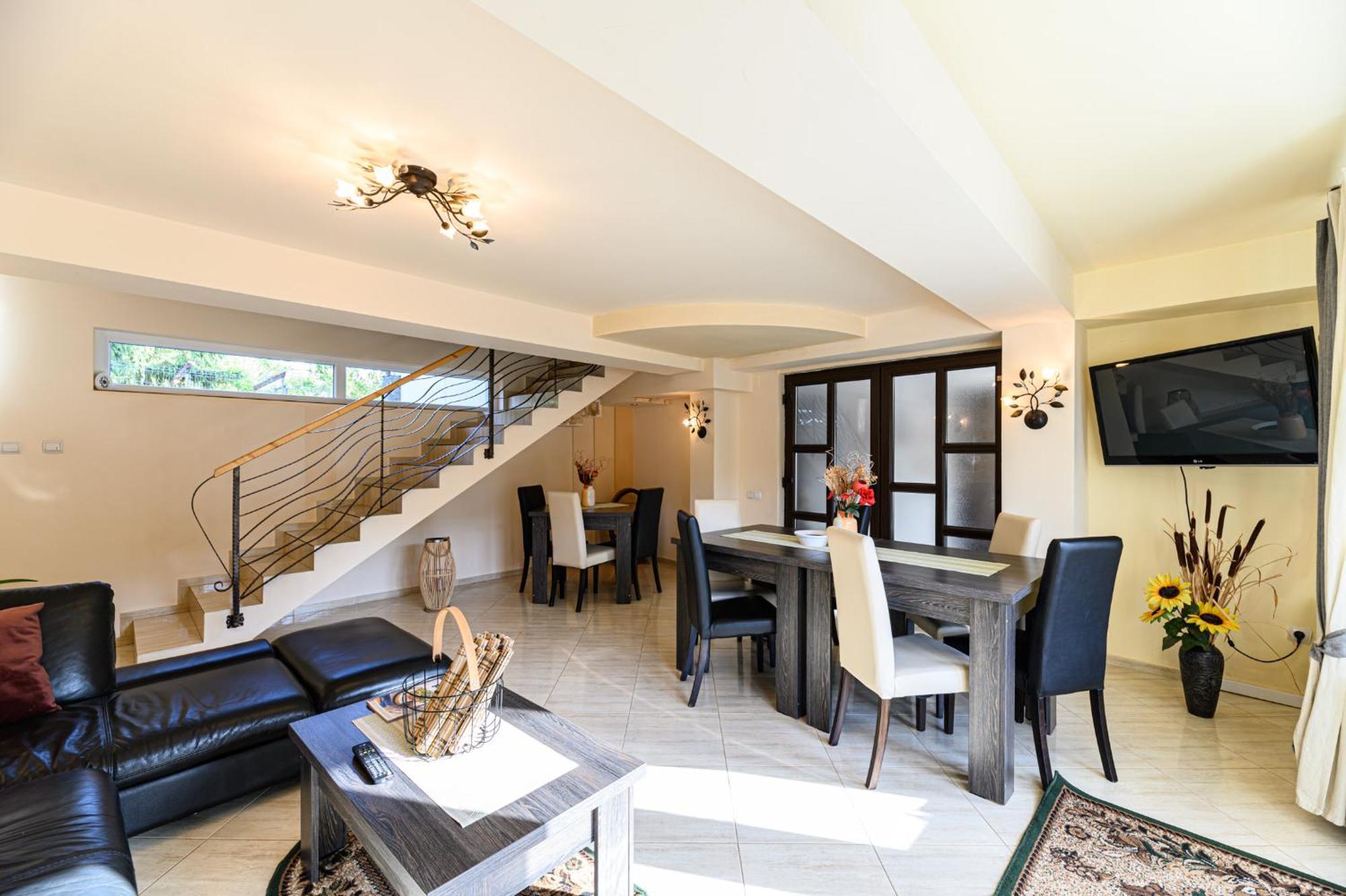Hotel Casa Ramino Buşteni Exteriér fotografie