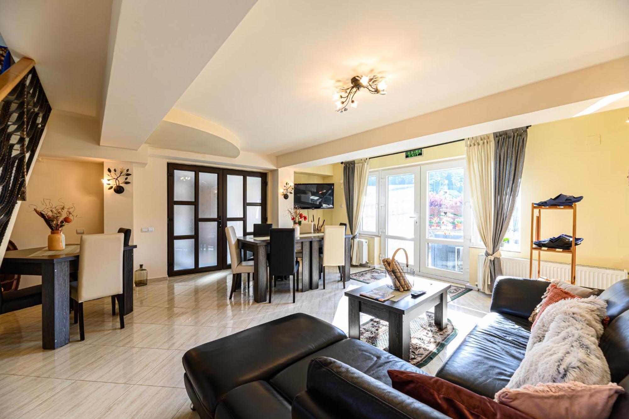 Hotel Casa Ramino Buşteni Exteriér fotografie