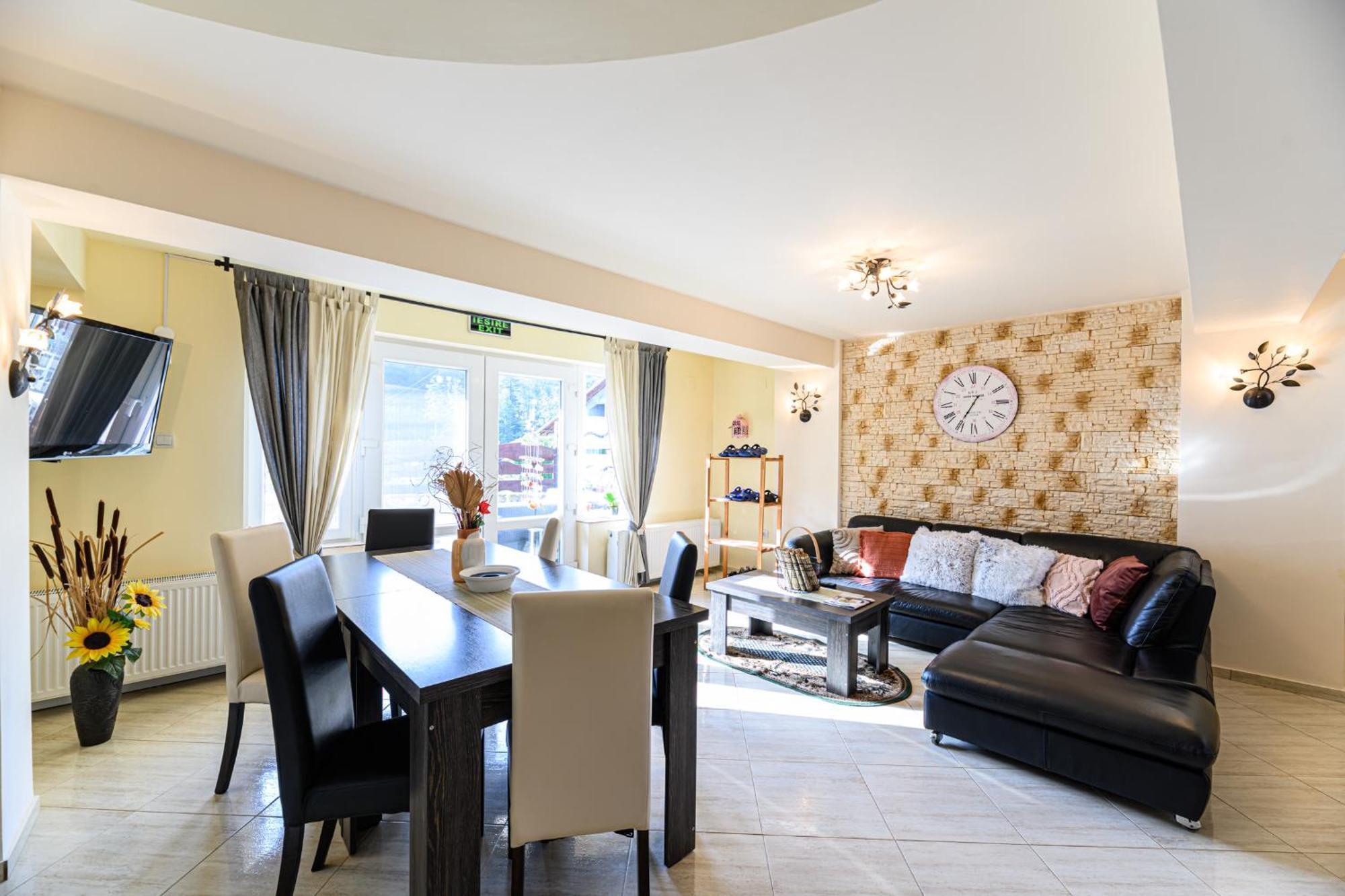 Hotel Casa Ramino Buşteni Exteriér fotografie