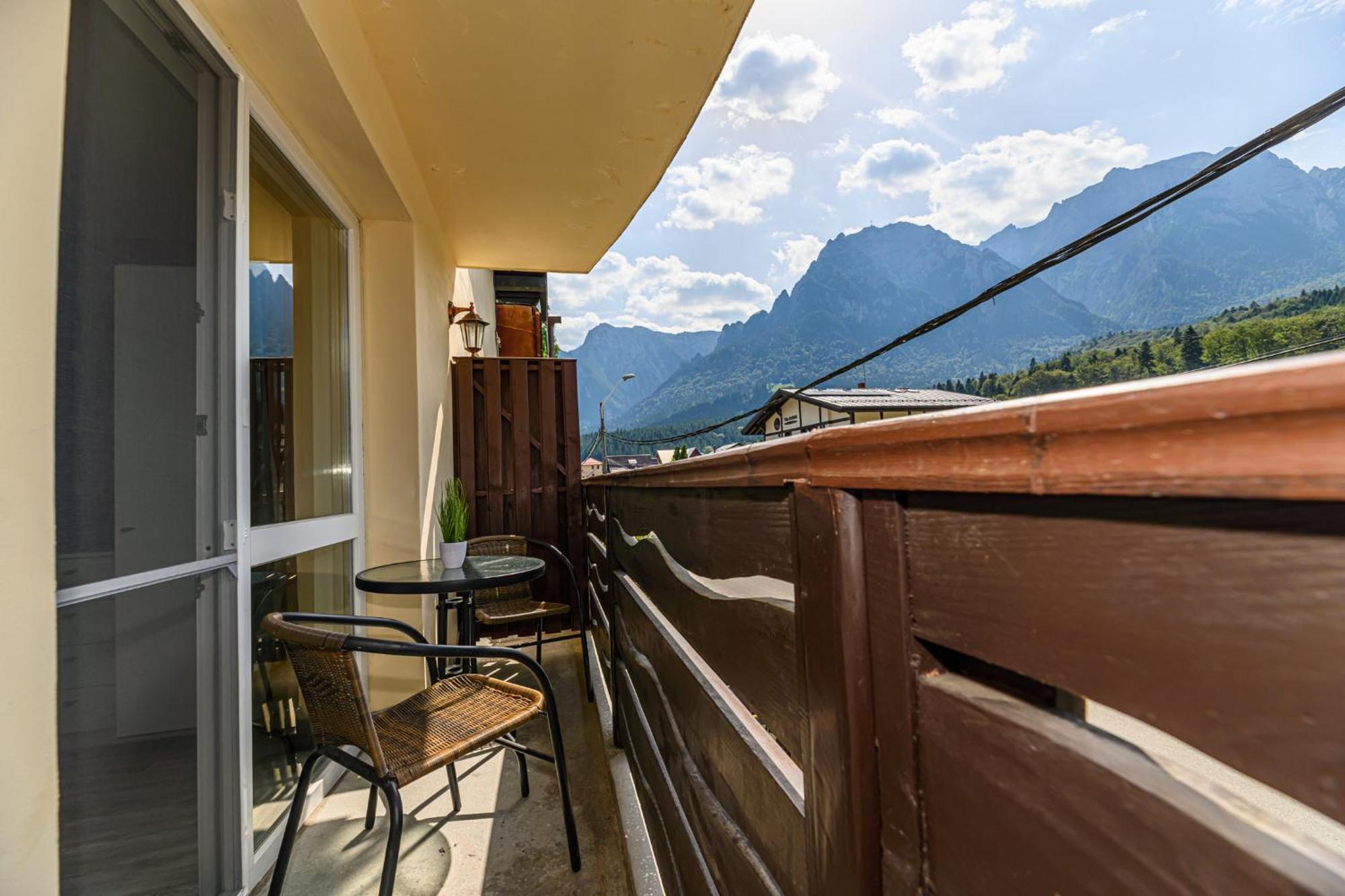 Hotel Casa Ramino Buşteni Exteriér fotografie