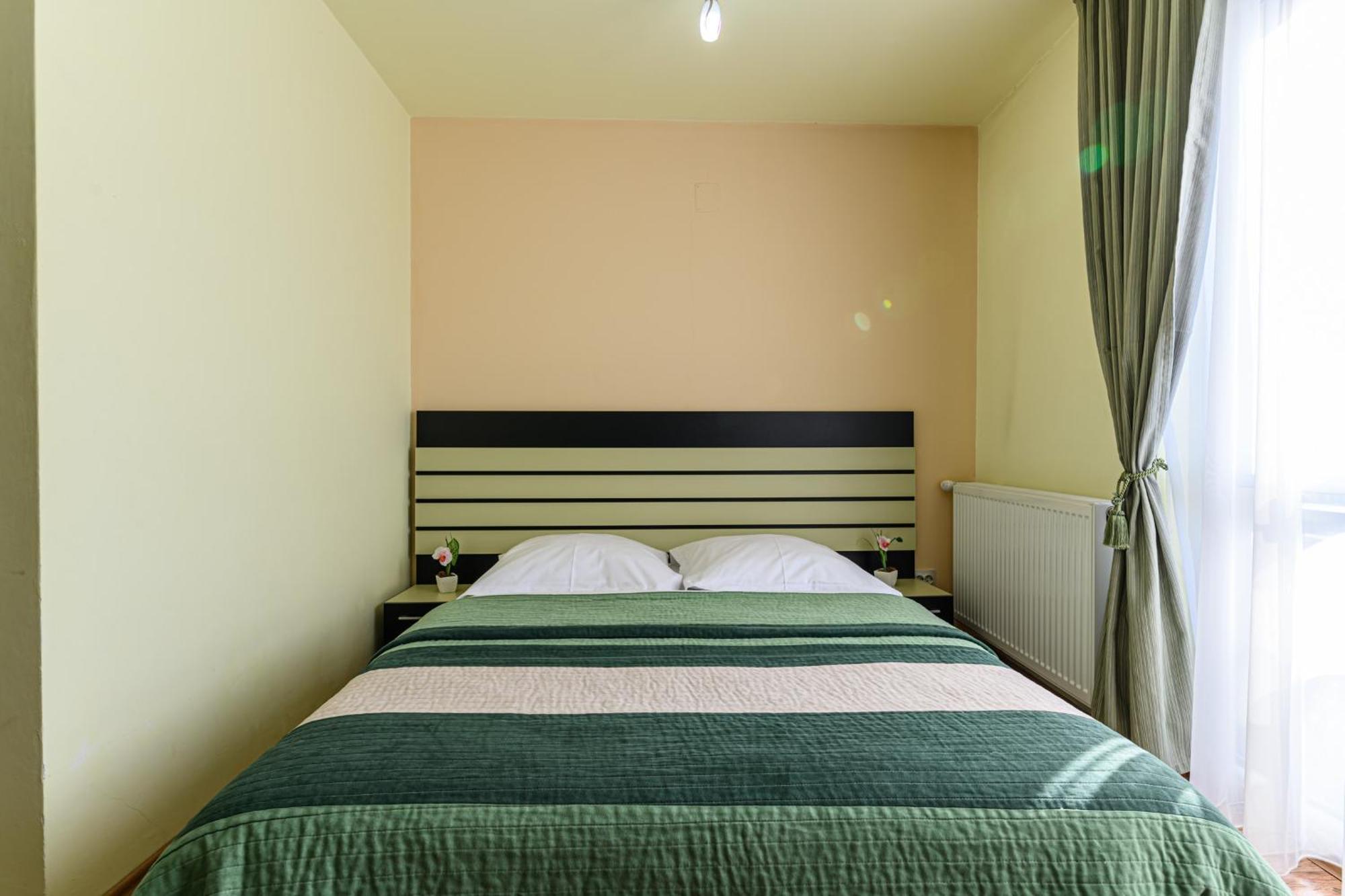 Hotel Casa Ramino Buşteni Exteriér fotografie