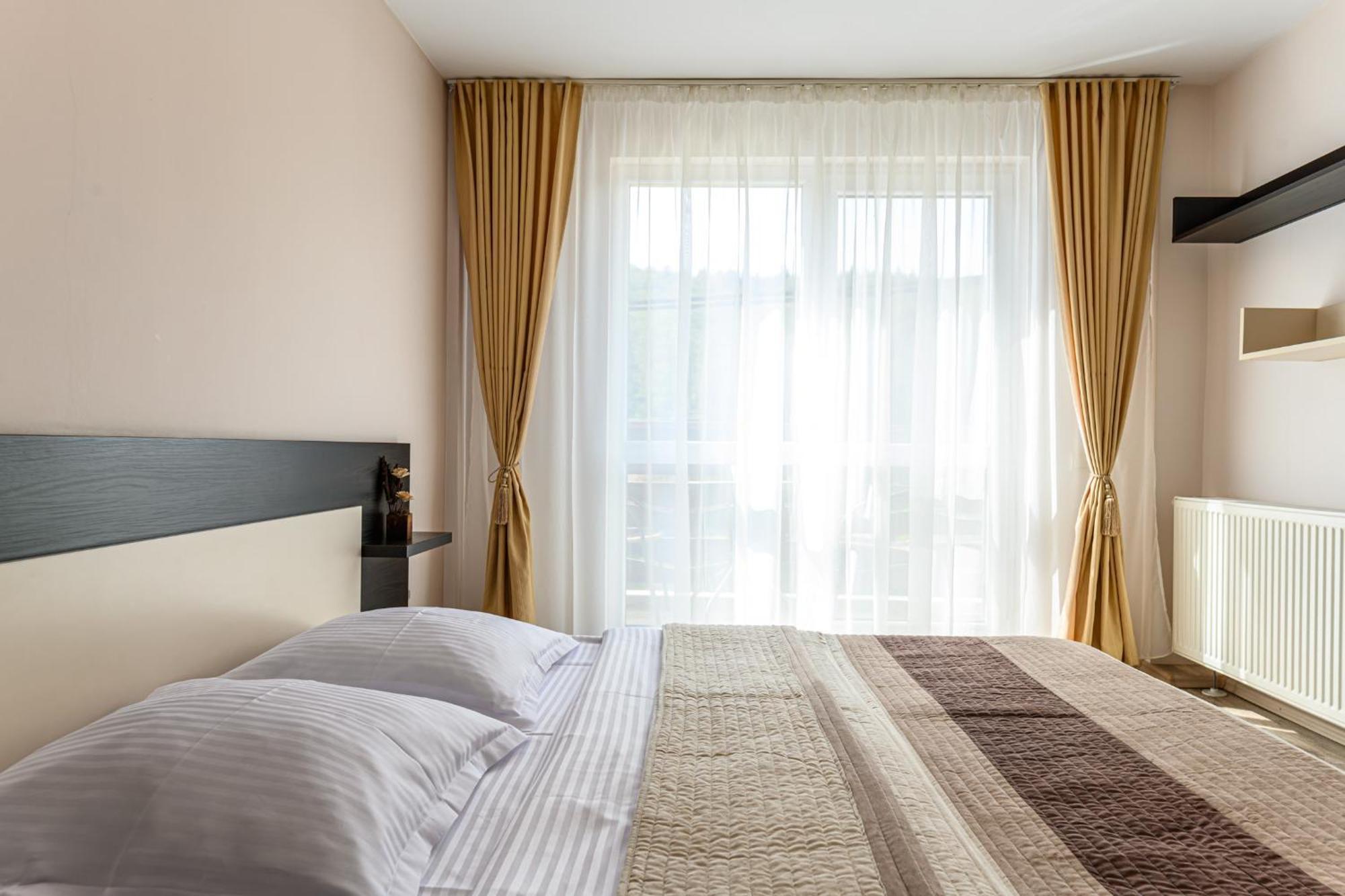 Hotel Casa Ramino Buşteni Exteriér fotografie