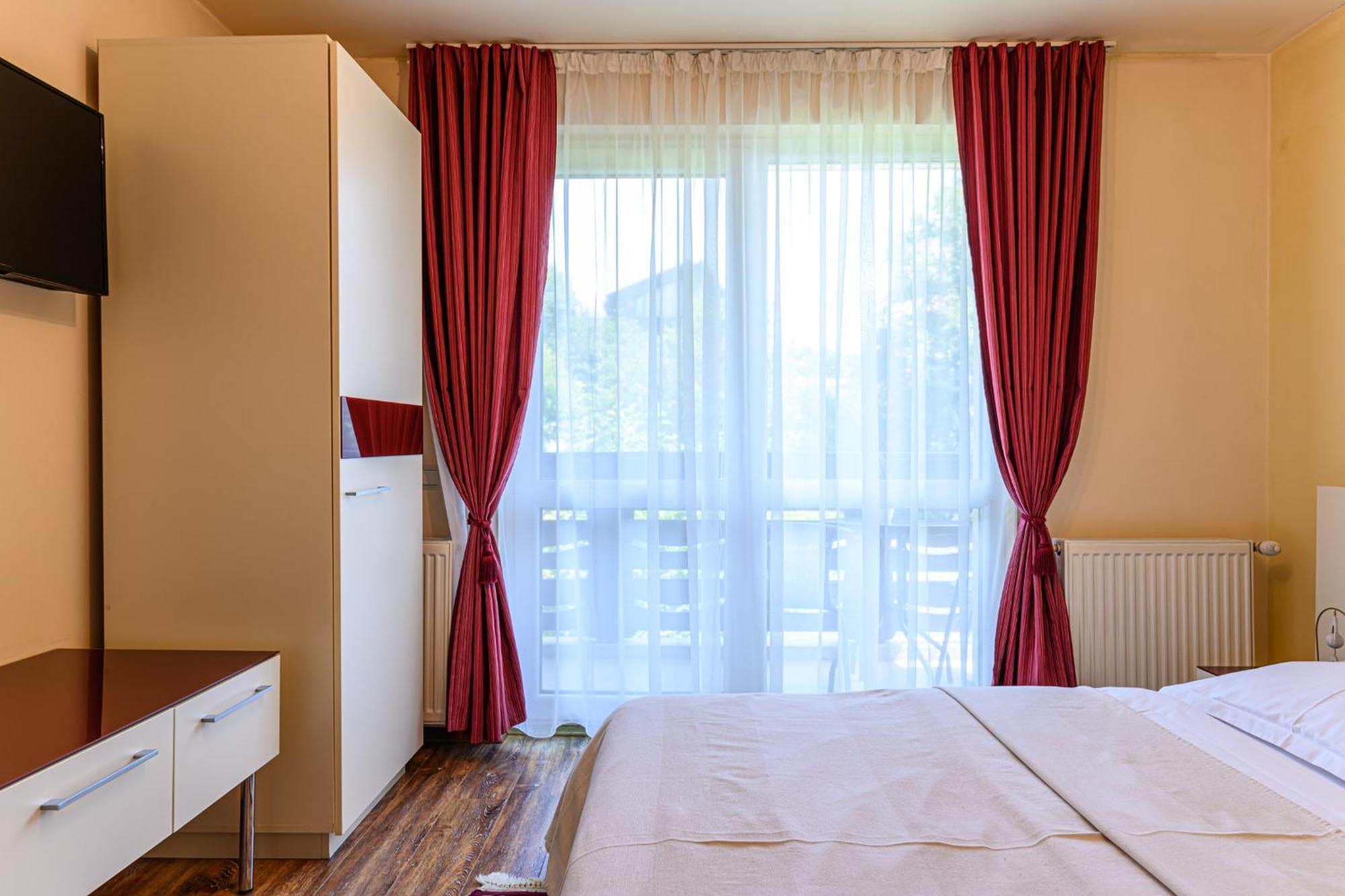 Hotel Casa Ramino Buşteni Exteriér fotografie